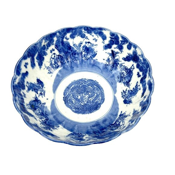 Japanese Century Blue and White Katagami Porcelain Bowl - Picture 5 of 9